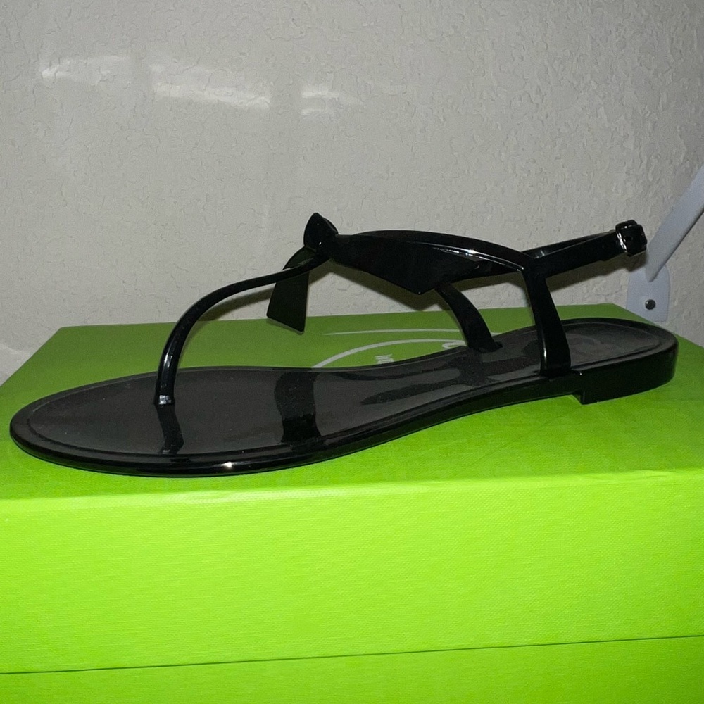 Gianni Bini Glossy Black Sandals